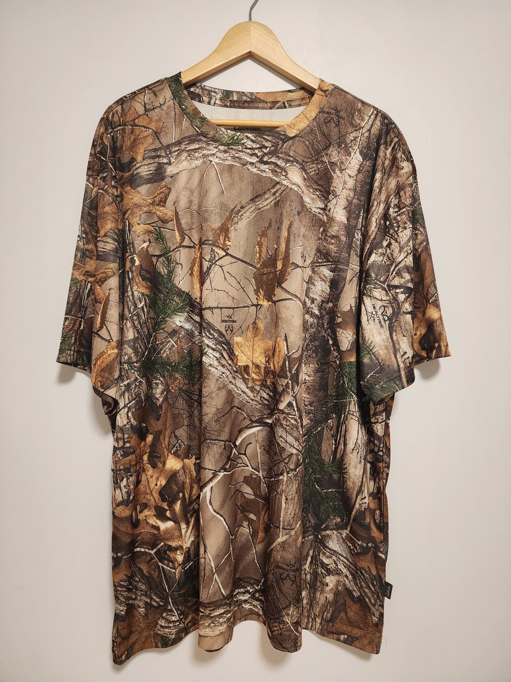 Cabela's Realtree Camo Performance T-Shirt Men's 2XL Classic Fit Outdoors - NWOT